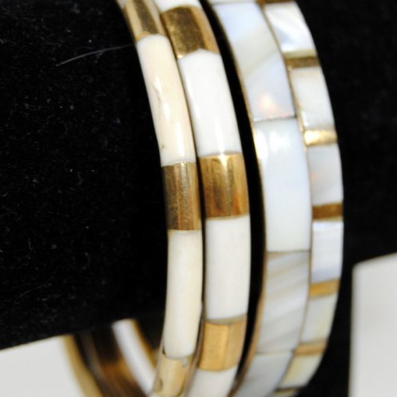 Bangles Mother of Pearl Goldtone Banded Boho - Picture 3 of 5